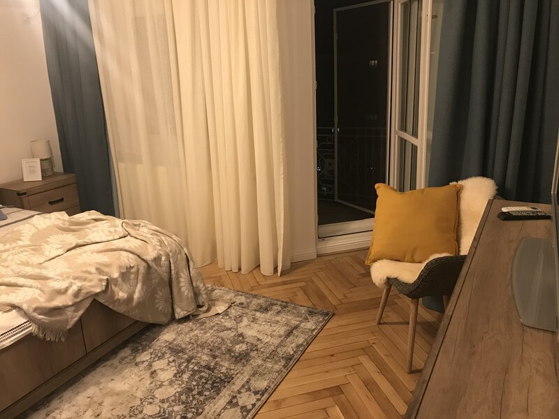 Piata Unirii, Bulevardul Unirii, zona Fantani (Piata Unirii-Casa Poporului)