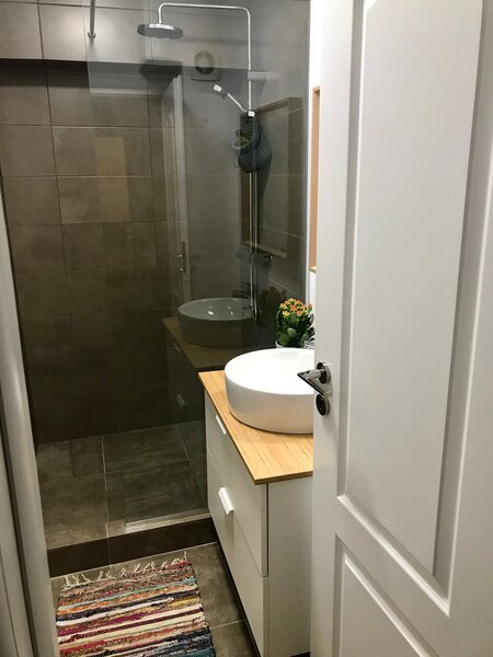 Piata Unirii, Bulevardul Unirii, zona Fantani (Piata Unirii-Casa Poporului)